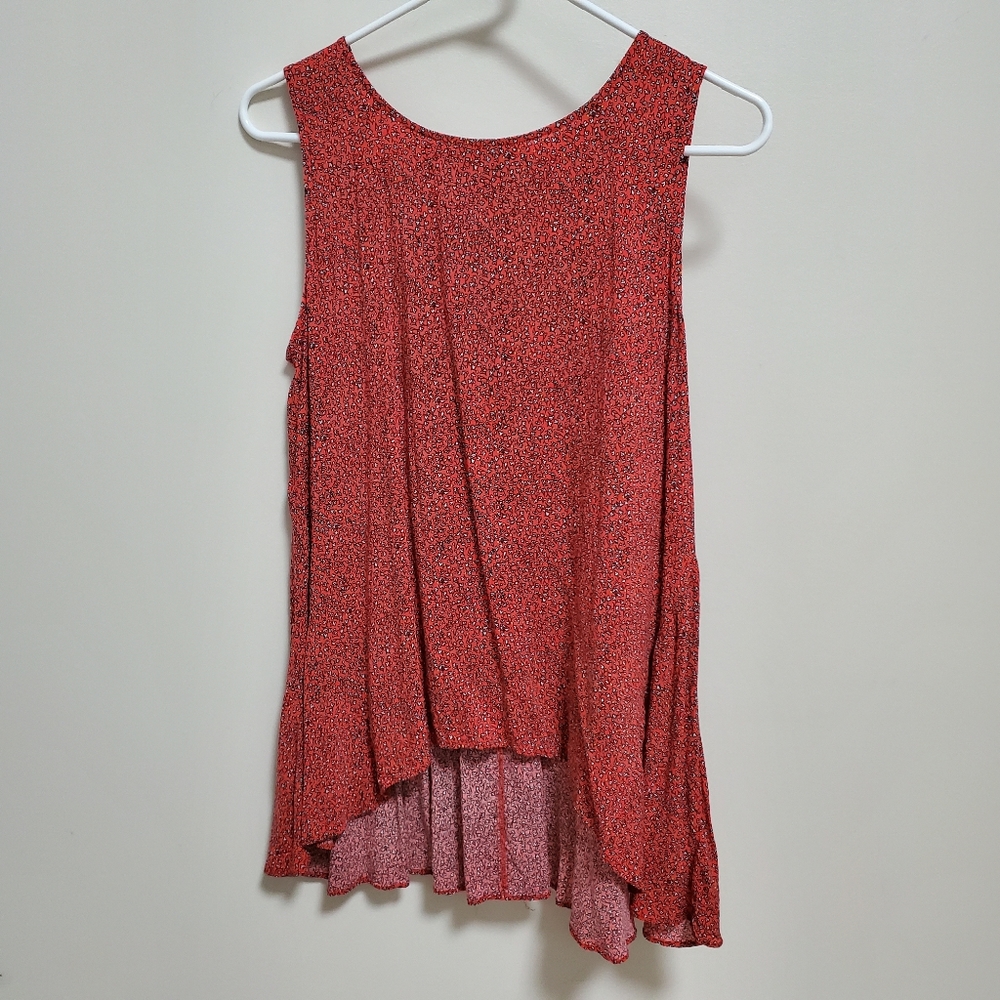 a.n.a | Red Floral High Low Tank Top M